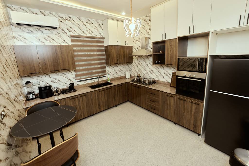 Signature Lodge fully equipped kitchen